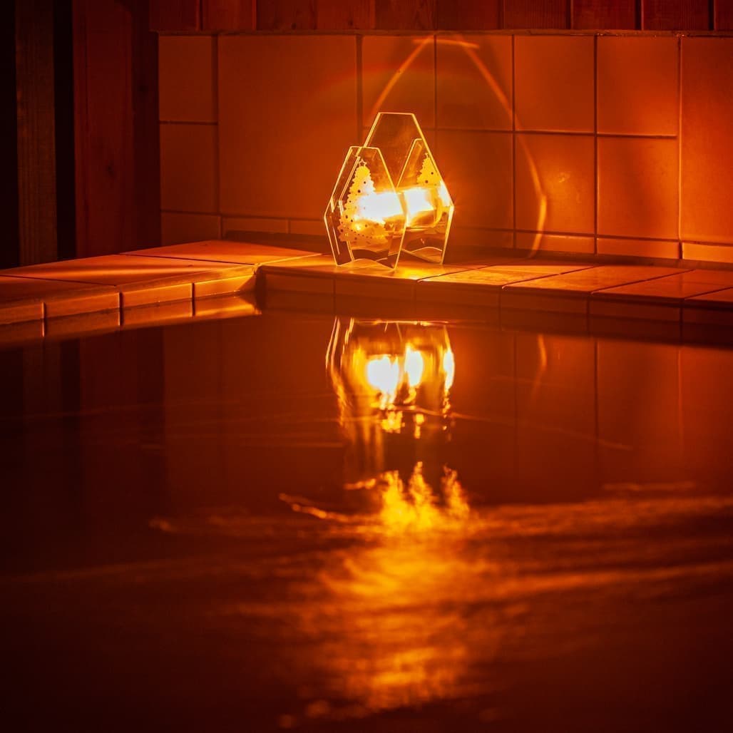 オーナー手作りの温泉風呂紹介